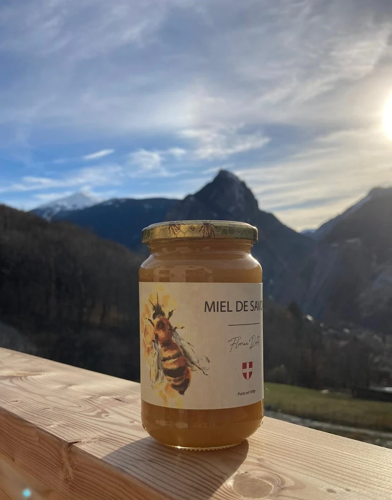 Florian RATEL apiculteur en Savoie